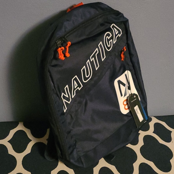 Backpack - Picture 2 of 5